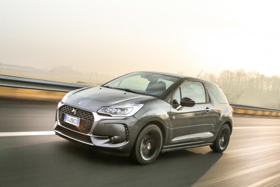  DS 3 Performance Line 2016 года  (фото 5 из 25)